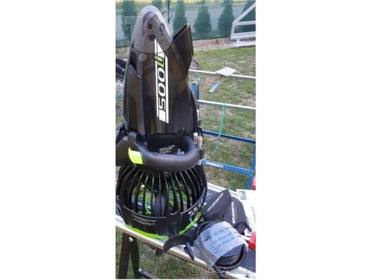 PoulaTo: Yamaha 500Li Underwater scooter